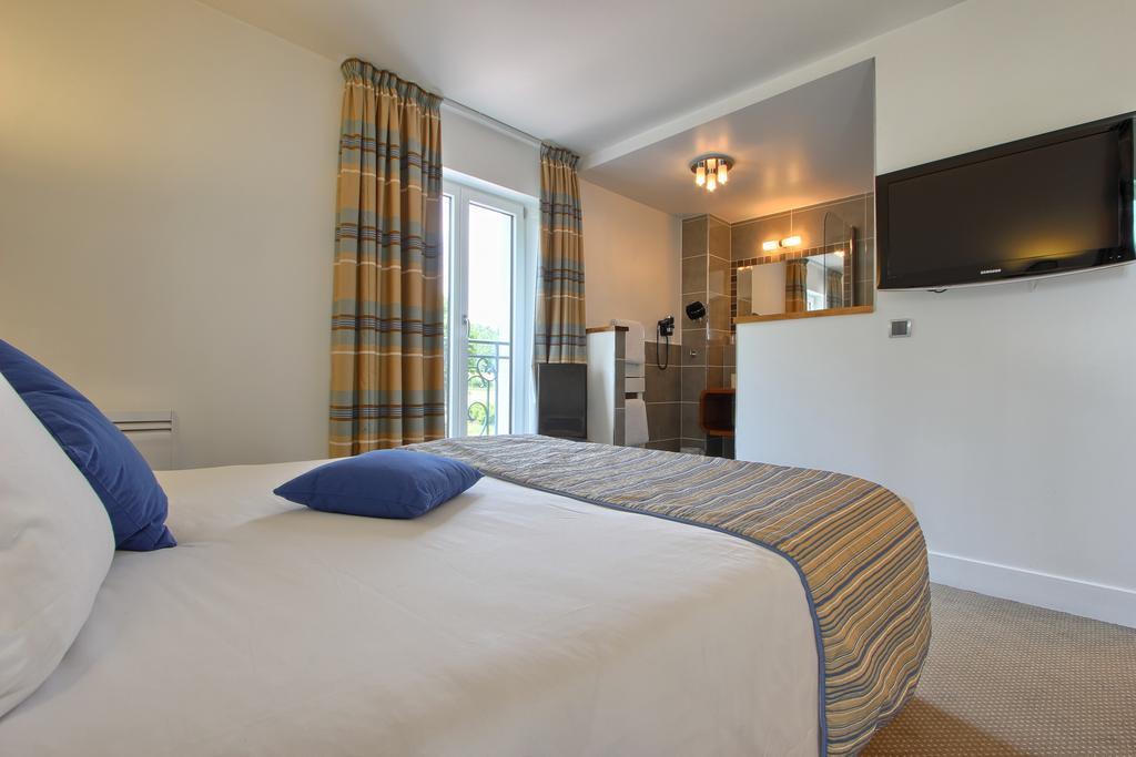 Logis Hotel & Restaurant - Le Manoir De Sauvegrain Saint-Lambert  Esterno foto