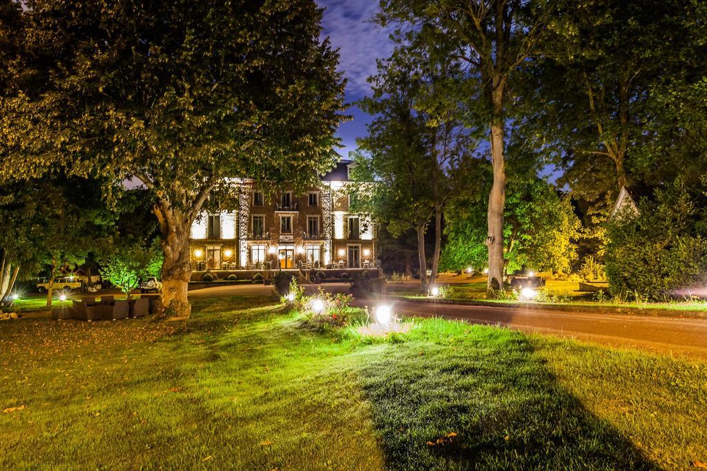 Logis Hotel & Restaurant - Le Manoir De Sauvegrain Saint-Lambert  Esterno foto