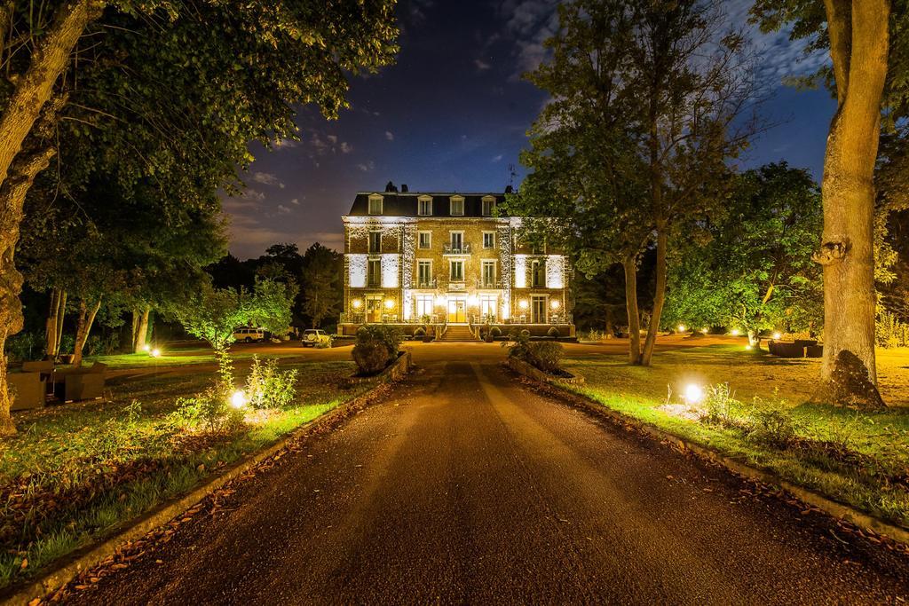Logis Hotel & Restaurant - Le Manoir De Sauvegrain Saint-Lambert  Esterno foto