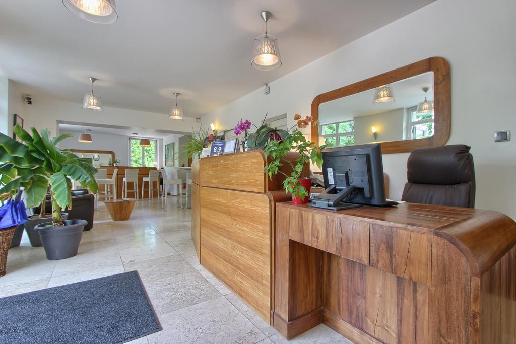 Logis Hotel & Restaurant - Le Manoir De Sauvegrain Saint-Lambert  Esterno foto