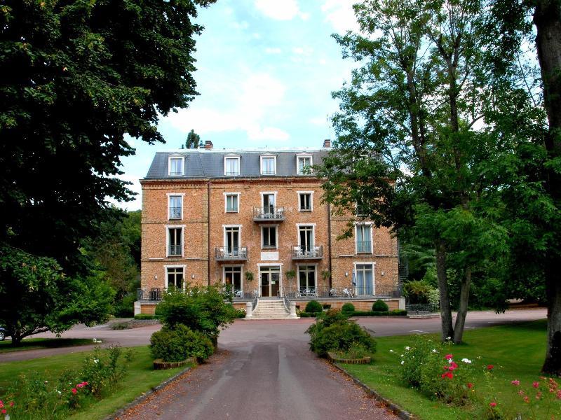Logis Hotel & Restaurant - Le Manoir De Sauvegrain Saint-Lambert  Esterno foto